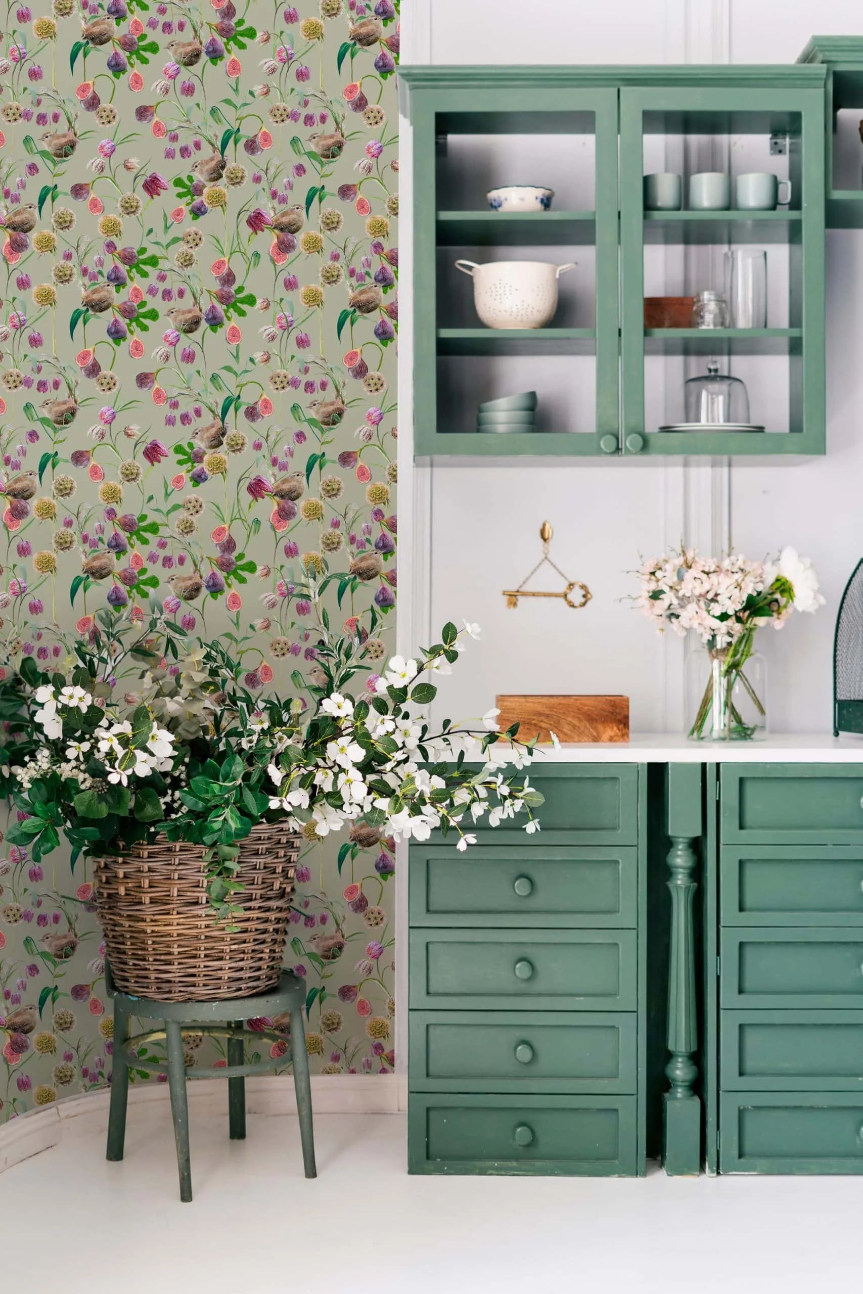 The 15 Best Flowery Wallpaper Ideas to Update your Home for Spring