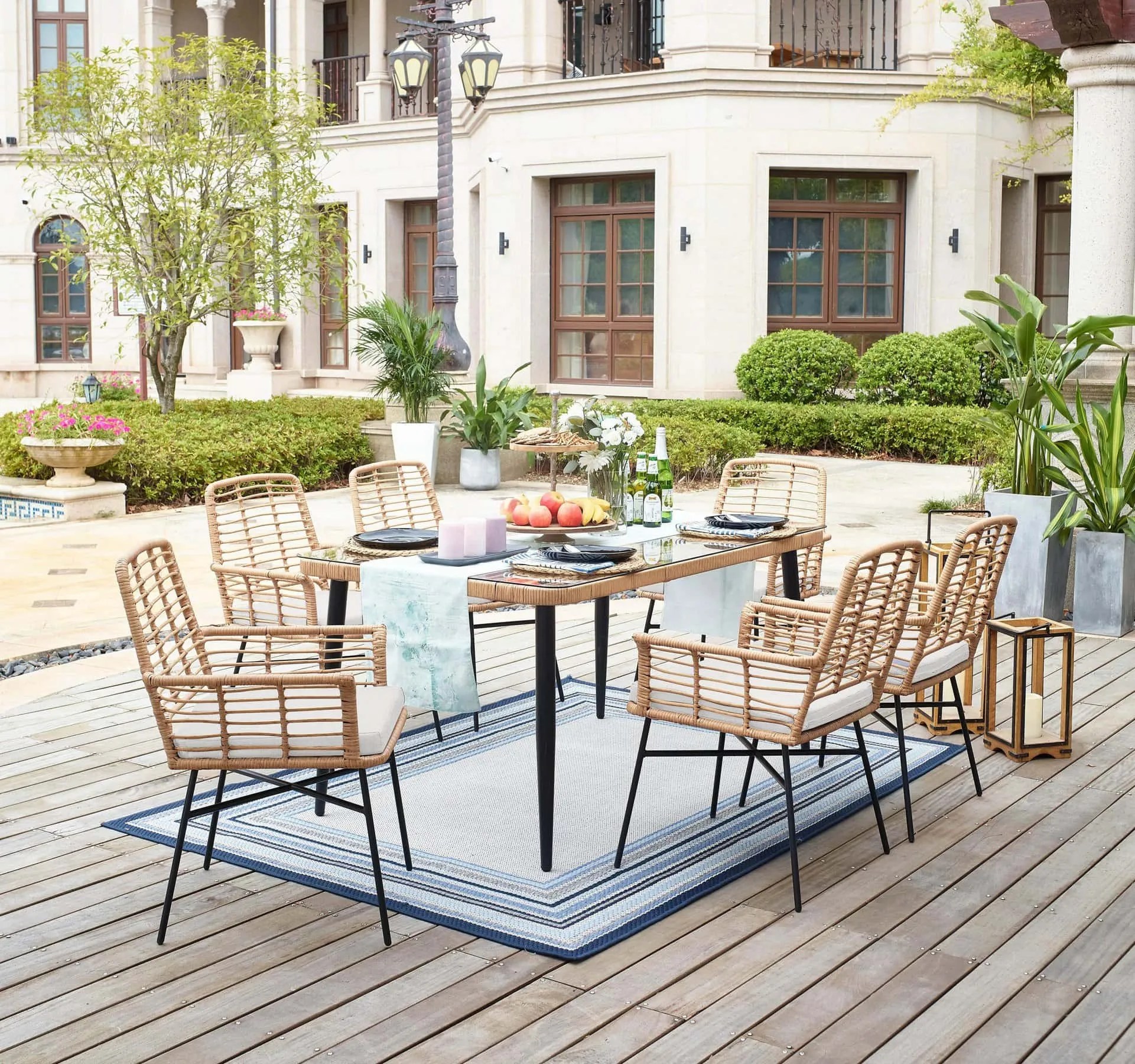Garden Sun Loungers, Fun Bistro Sets and Accessories with Cuckooland